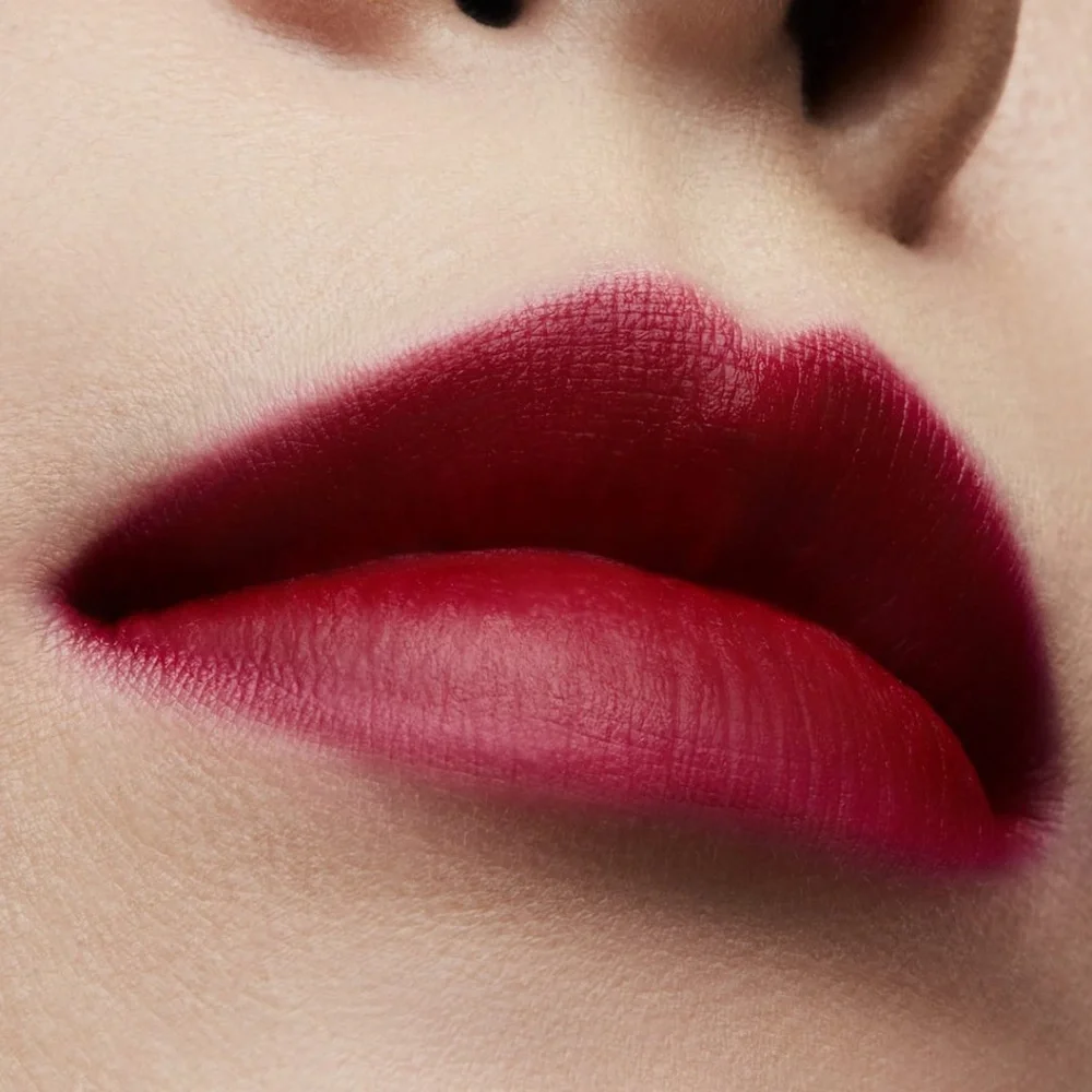 MAC Love Me Lipstick Rouge A Levres (423 E for Effortless) New in Box!